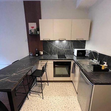 Appartement Au Coeur Du Centre Ville De Carcassonne Luaran gambar