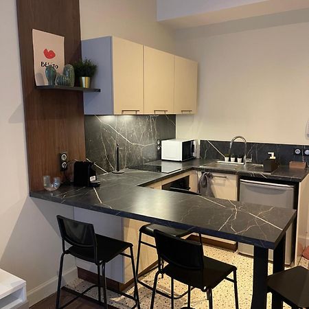 Appartement Au Coeur Du Centre Ville De Carcassonne Luaran gambar